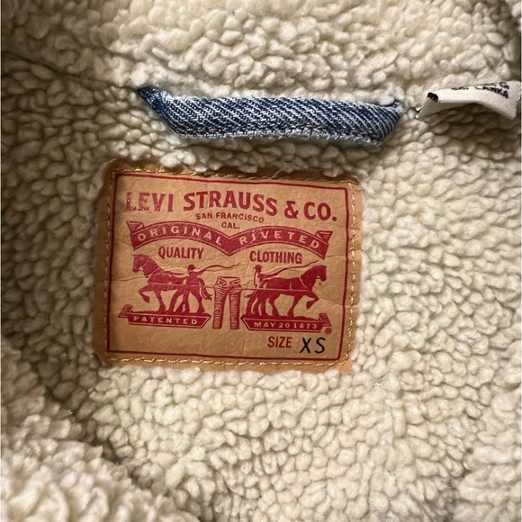 Levi Original Sherpa Trucker Jacket - Picture 5 of 6